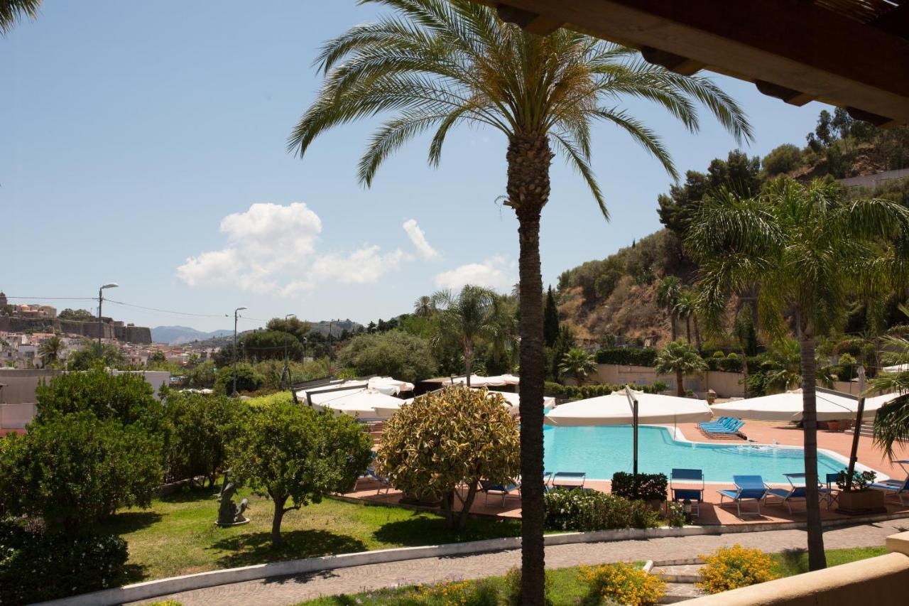 ליפארי Hotel Aktea מראה חיצוני תמונה
