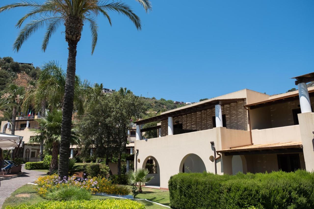 ליפארי Hotel Aktea מראה חיצוני תמונה