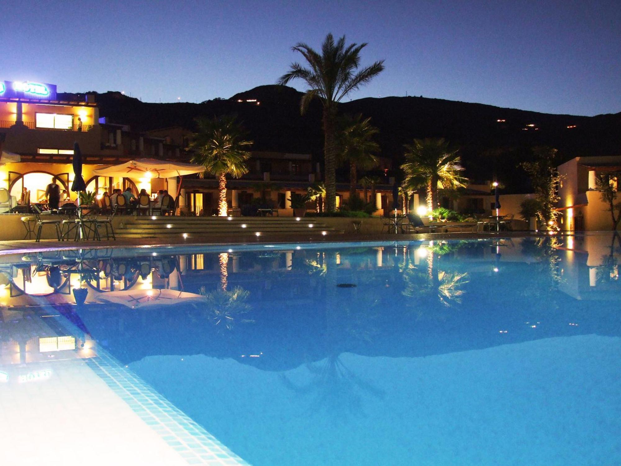 ליפארי Hotel Aktea מראה חיצוני תמונה